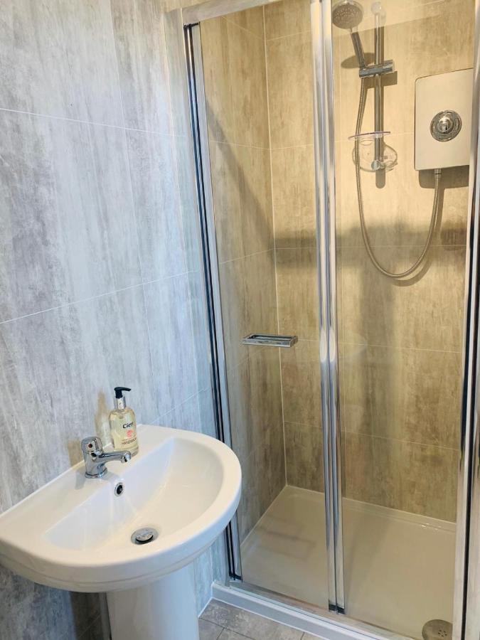 Ferry House Apartment Pembroke Dock Luaran gambar